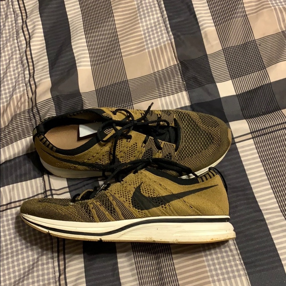 Nike flyknit trainer 2017